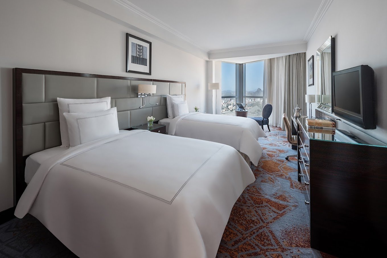 swissotelmakkahbed.jpg